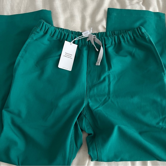 Figs Mens Hunter Green Pisco Short Scrub Pants - Picture 3 of 5